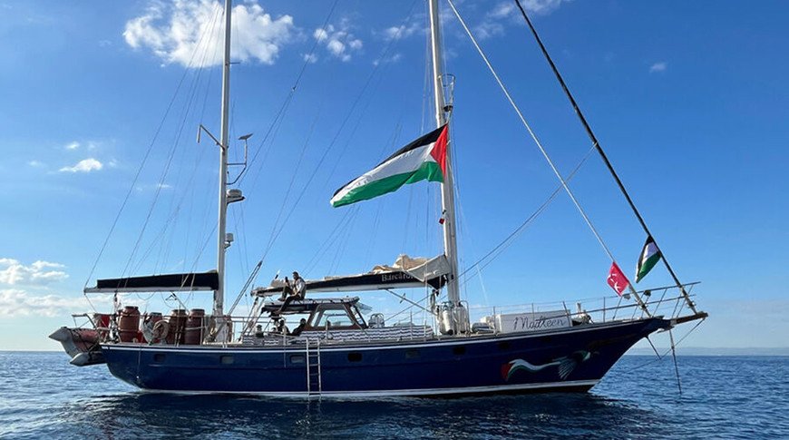 Израел задържа флотилията с хуманитарна помощ за Газа