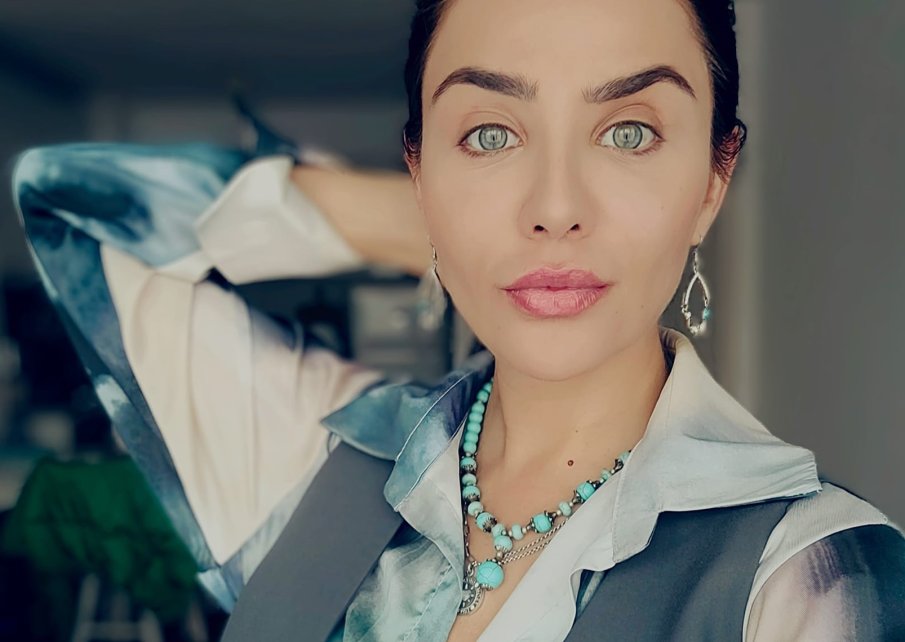 Елен Колева проговори за мрачното си минало