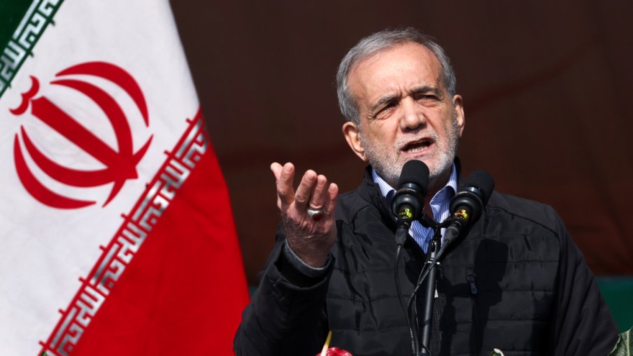 Пезешкиан: Военноморската блокада на иранските пристанища няма да помогне на САЩ да постигнат целите си