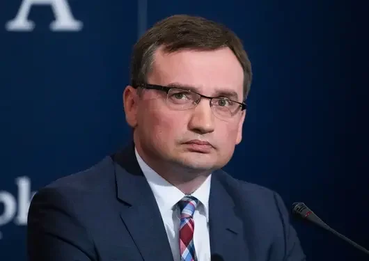 Бивш полски министър избяга от Унгария след смяната на властта