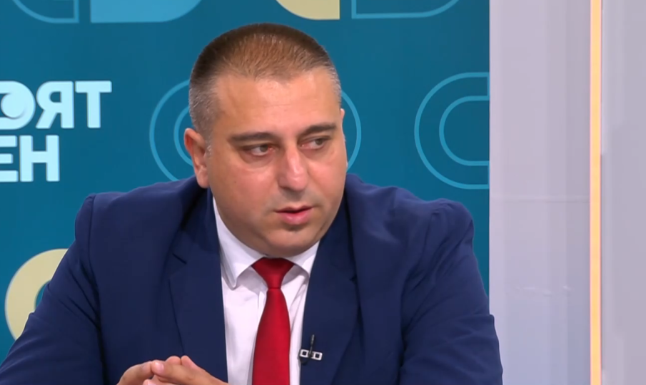 Крум Неделков: Има възможност за оптимизация на между 6000 и 8000 щатни бройки в държавния сектор