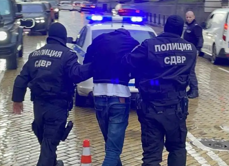 Закопчаха Марто Боксьора с наркотици в квартал Лагера“