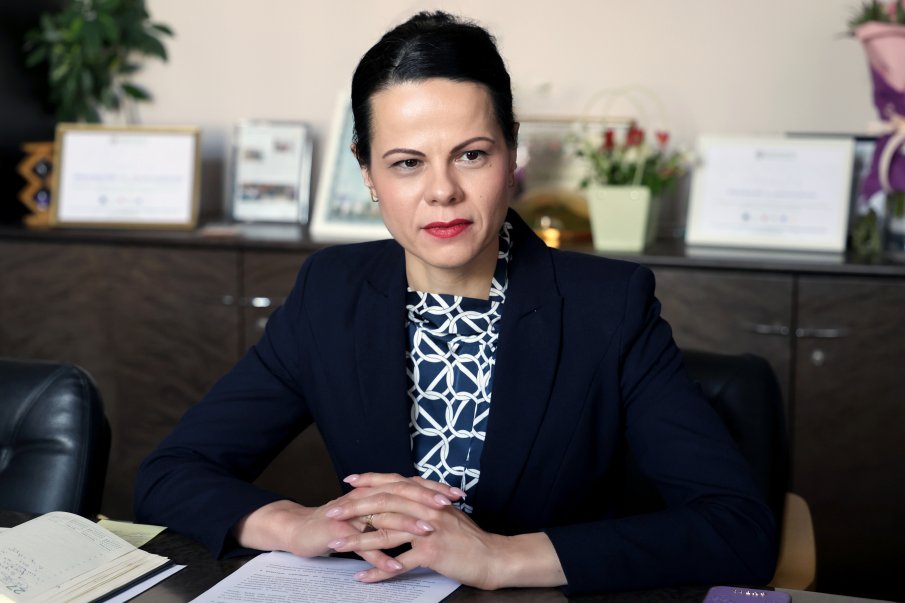 Министър Ивкова продължава диалога със съсловните и професионалните организации в здравеопазването (СНИМКИ)