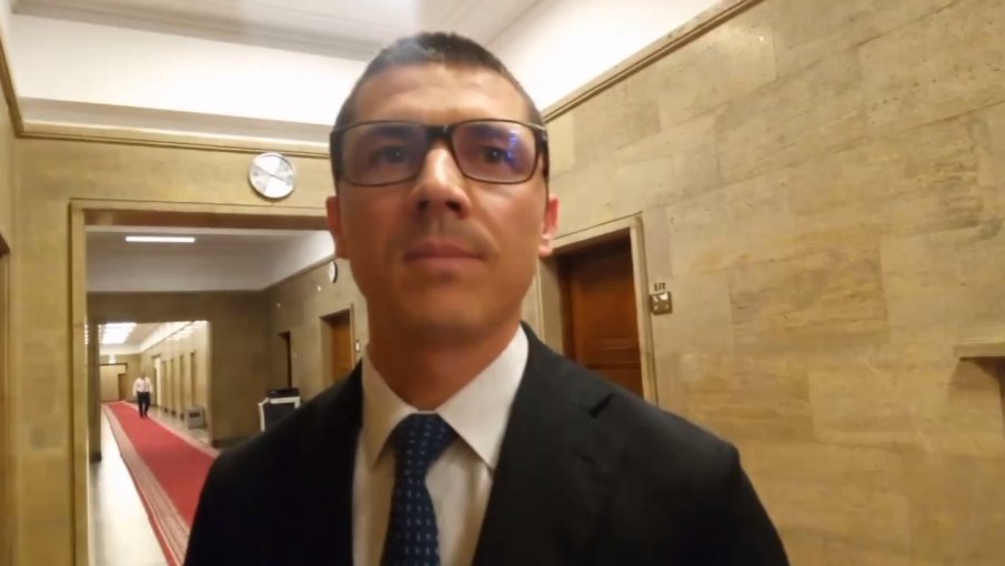 ГОРЕЩО В ПИК TV! Миро на Лена призна за обединение в опозицията срещу управляващите - брани Стою Стоев за разцеплението на ПП и ДБ (ВИДЕО)