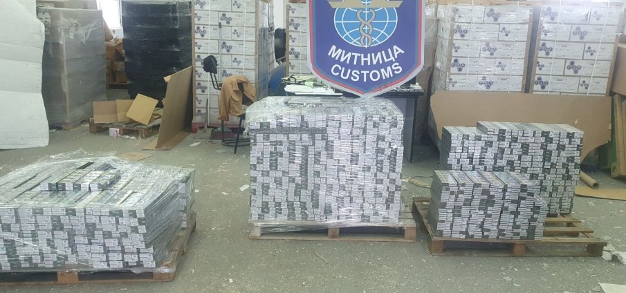 Спипаха турски шофьор, опитал да прекара нелегални цигари през ГКПП Дунав мост 2