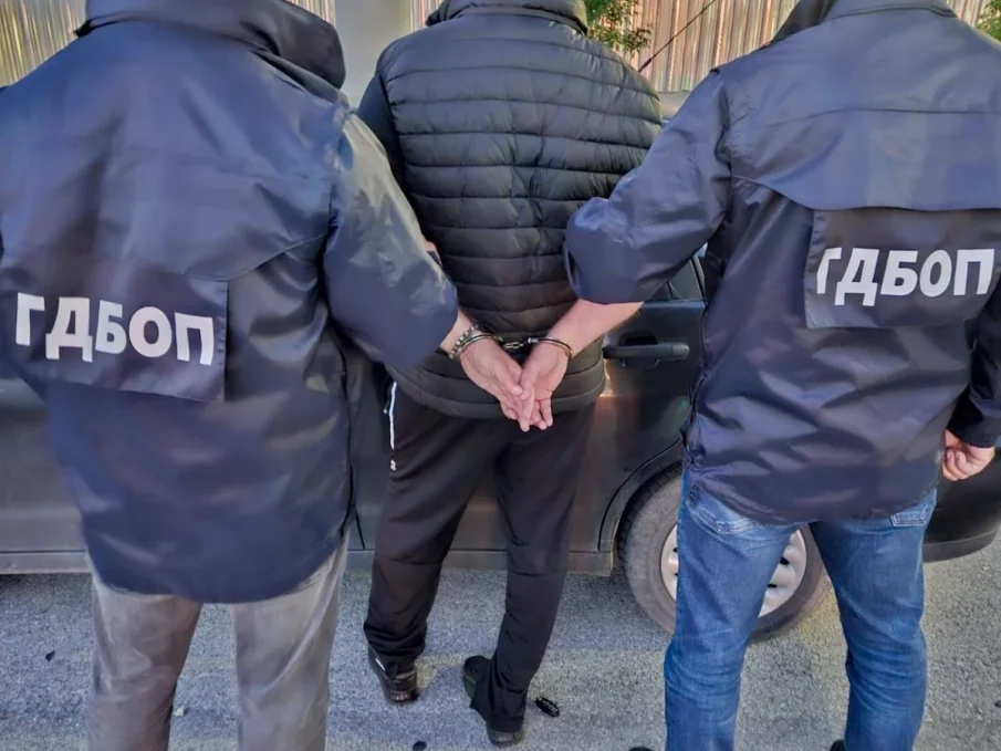 ГДБОП разби международна наркогрупа за трафик, контролирана от затворник в Благоевград