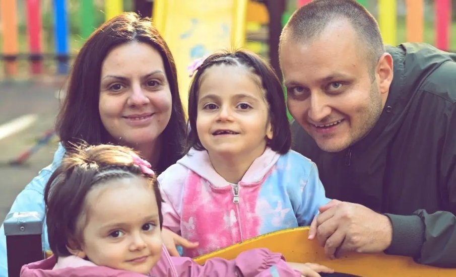 ЗОВ ЗА ПОМОЩ: 7-годишната Ния страда от рядко генетично заболяване KCNQ2, нуждае се от скъпоструваща терапия