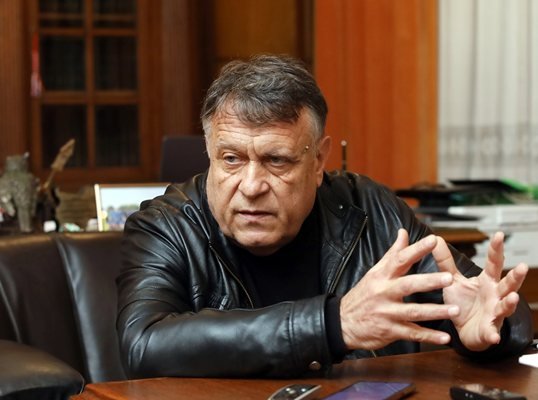 Проф. Георги Вълчев: Походът по стъпките на Ботев е урок по родолюбие за хиляди млади хора