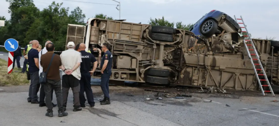 НОВИ ПОДРОБНОСТИ за кървавата касапница с автобуса в София. ИМА ВТОРА ЖЕРТВА. Ето в кои болници са тежко ранените (СНИМКИ)