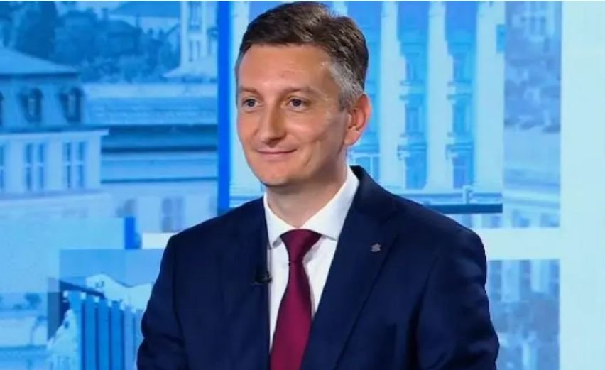Министър Иван Василев: Прозрачността е най-доброто лекарство срещу корупцията