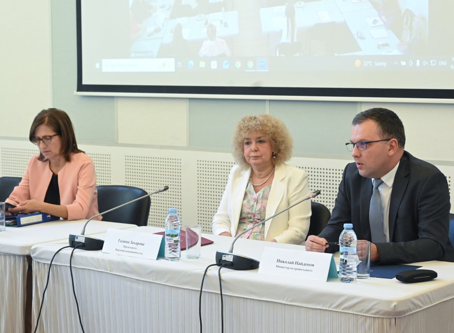 Министър Найденов: Нужно е прецизиране на дисциплинарната уредба, за гарантиране на независимостта на магистратите и общественото доверие в съдебната власт