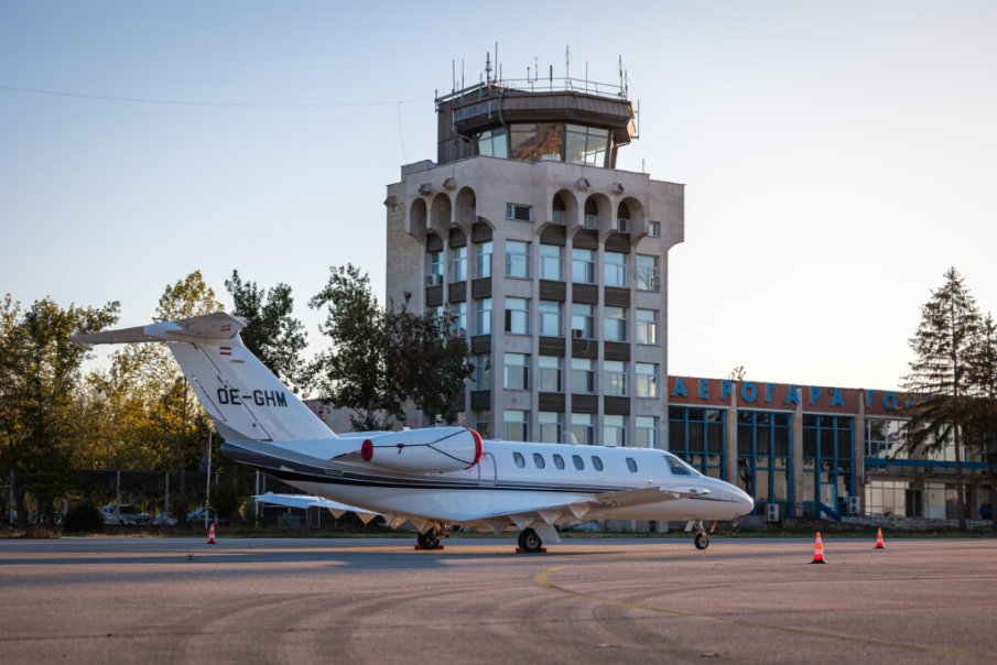 Сигнал за бомба на летището в Горна Оряховица