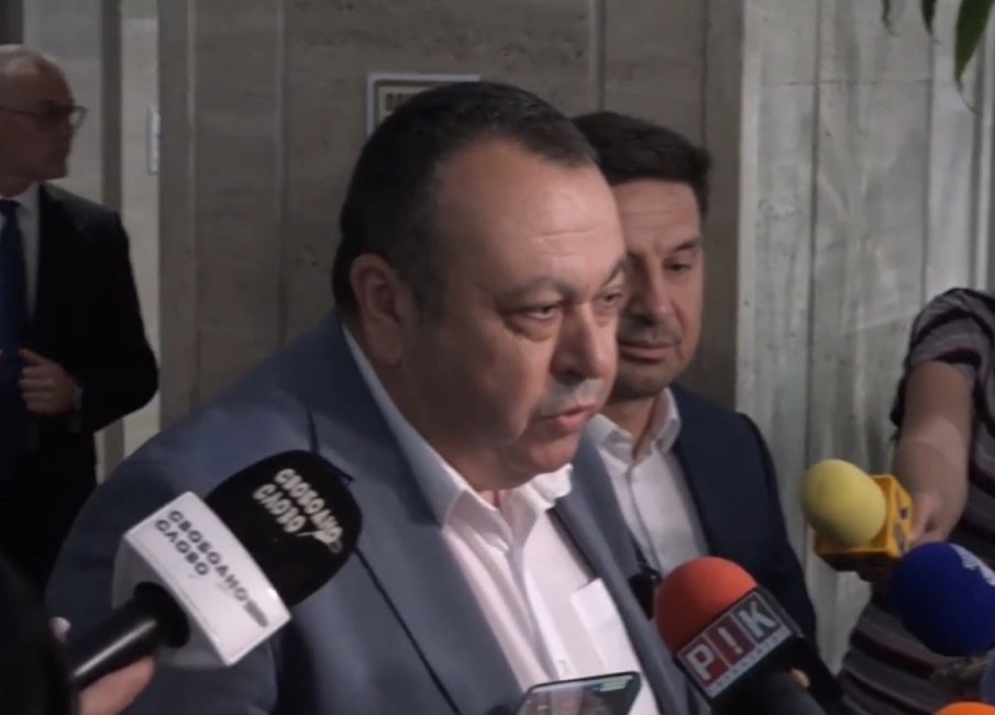 ПИК TV: ДПС с горещи подробности по скандала с Демерджиев: Министърът лъже за Пеевски! Няма никакви 227 полета, никакви лица (ВИДЕО/ОБНОВЕНА)