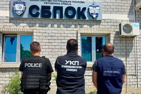 ГДБОП и сръбските служби с удар: Разбиха мрежа за незаконен трафик на мигранти по Балканския маршрут