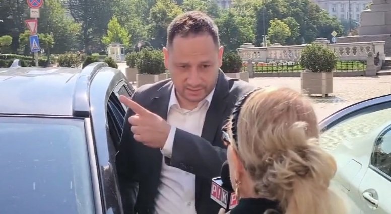 САМО В ПИК! Лидерът на депутатите на Радев каза кога ще гледат в парламента искането за американските самолети