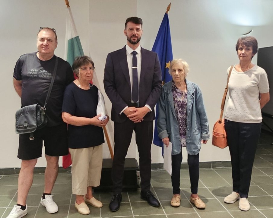 Прокуратурата в Добрич върна над 54 000 евро на пет жертви на ало измами