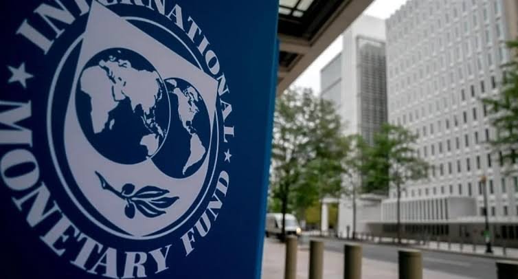 МВФ одобри отпускането на около 690 млн. долара за Украйна