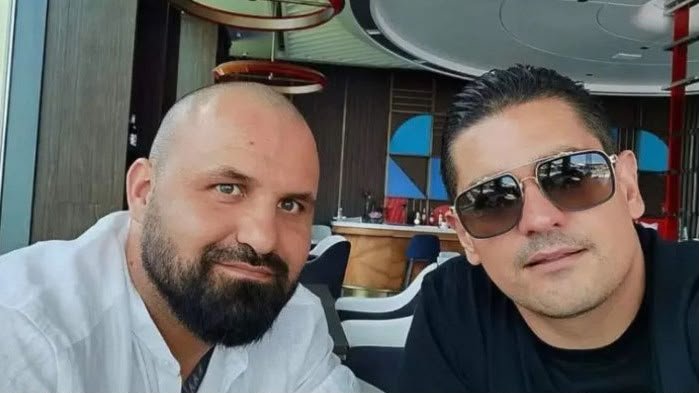 ГЪРМИ СКАНДАЛ! Един от най-близките хора на Радостин Василев го изобличи - лидерът на МЕЧ прибирал допълнителните пари на депутатите му (СНИМКИ/ВИДЕО)