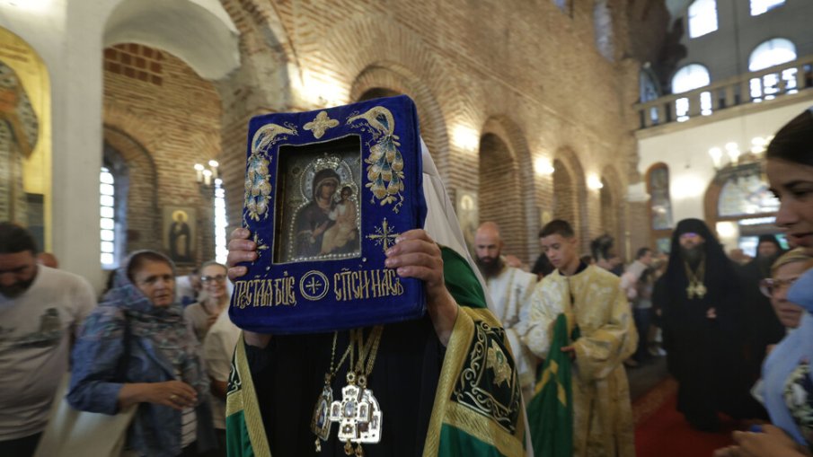 Хавайската икона на Пресвета Богородица удължава престоя си в София