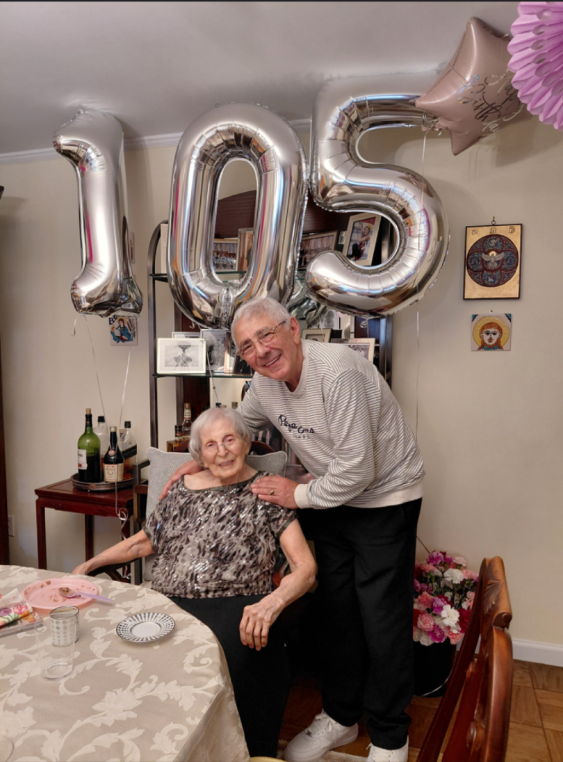 Хайгашод Агасян на 105 -ия рожден ден на леля си в Ню Йорк (Снимки)