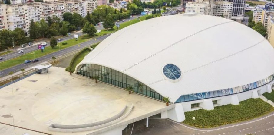 Започва заравняването на терена около „Арена Бургас“ за „Евровизия“
