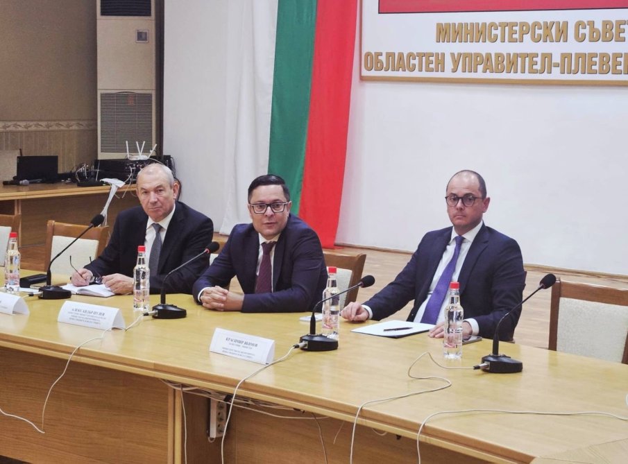 Вицепремиерът Пулев: Целта ни е качествена икономическа трансформация, която да доведе до по-добро състояние на регионите и по-високо качество на живот за хората