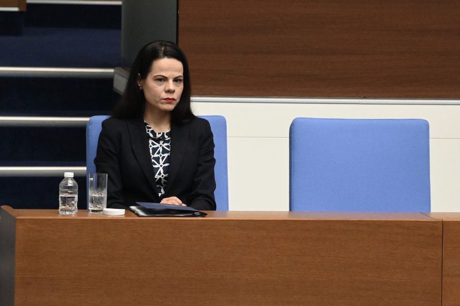 Управляващите предлагат промени в електронните здравни досиета при осиновяване