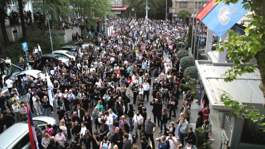 ПОРЕДНИ ПРОТЕСТИ: Отбелязаха 22 месеца от срутването на жп гарата в Нови Сад
