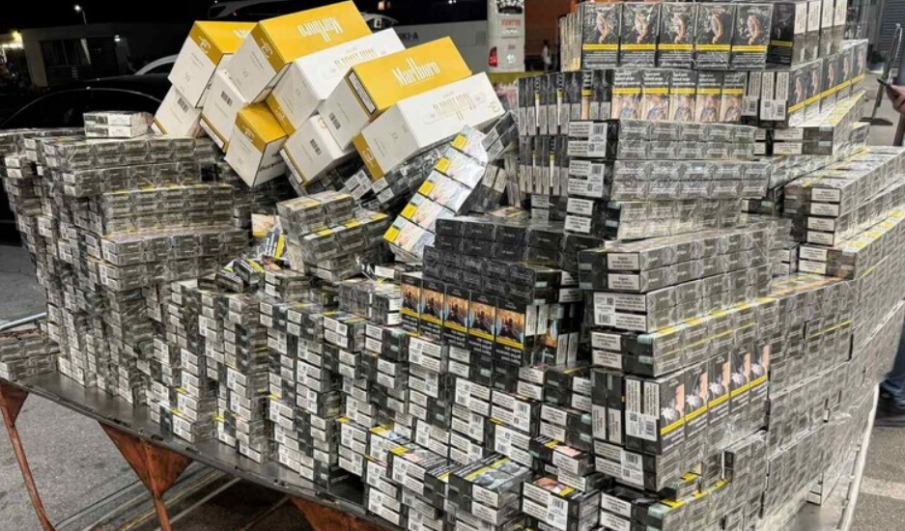 Откриха над 125 000 къса контрабандни цигари в куфари на „Капитан Андреево“