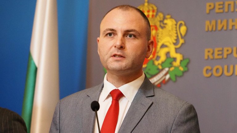 Особеният управител на Лукойл уверява, че износът на дизел няма да повлия на цените у нас