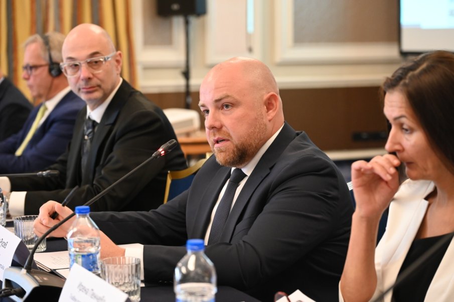 Зам.-министър Русев: Над 6000 души ще бъдат включени в обучения и квалификация със средства от държавния бюджет