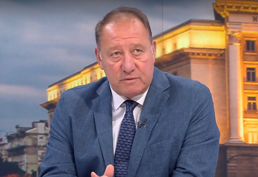 Ангел Найденов: Ако не беше пояснението на Йотова, документът от ООН щеше да мине незабелязано