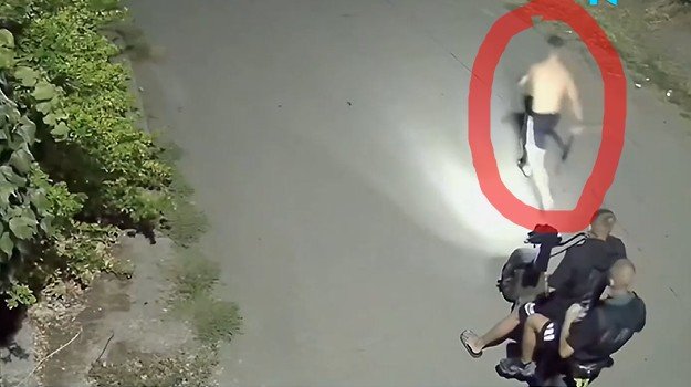 Младеж вандалства с мачете по улиците на град Камено