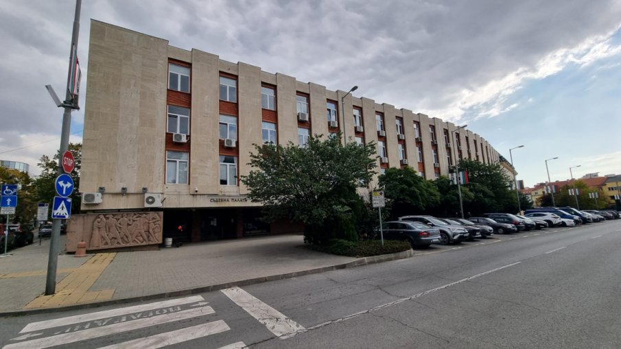 Заплашиха с бомба Окръжния съд в Сливен и Стара Загора
