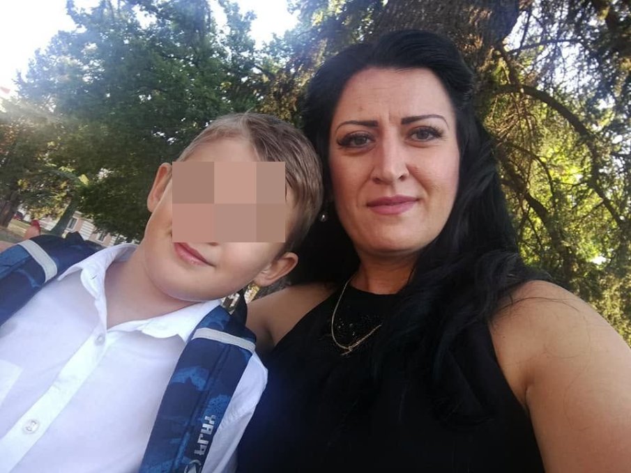 РАЗТЪРСВАЩО ПРИЗНАНИЕ ПРИЖИВЕ! Майката, убита от 14-годишния си син, го боготворяла: Единственият мъж, който ще обичам до края на живота си. МОЕТО ВСИЧКО..