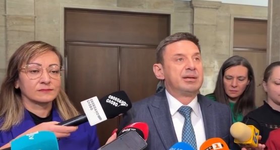 ГОРЕЩА ТЕМА! ДПС иска истината за мантинелите и оскъпяването на договорите до 160% - критики към властта и заради поскъпването на живота (ВИДЕО)