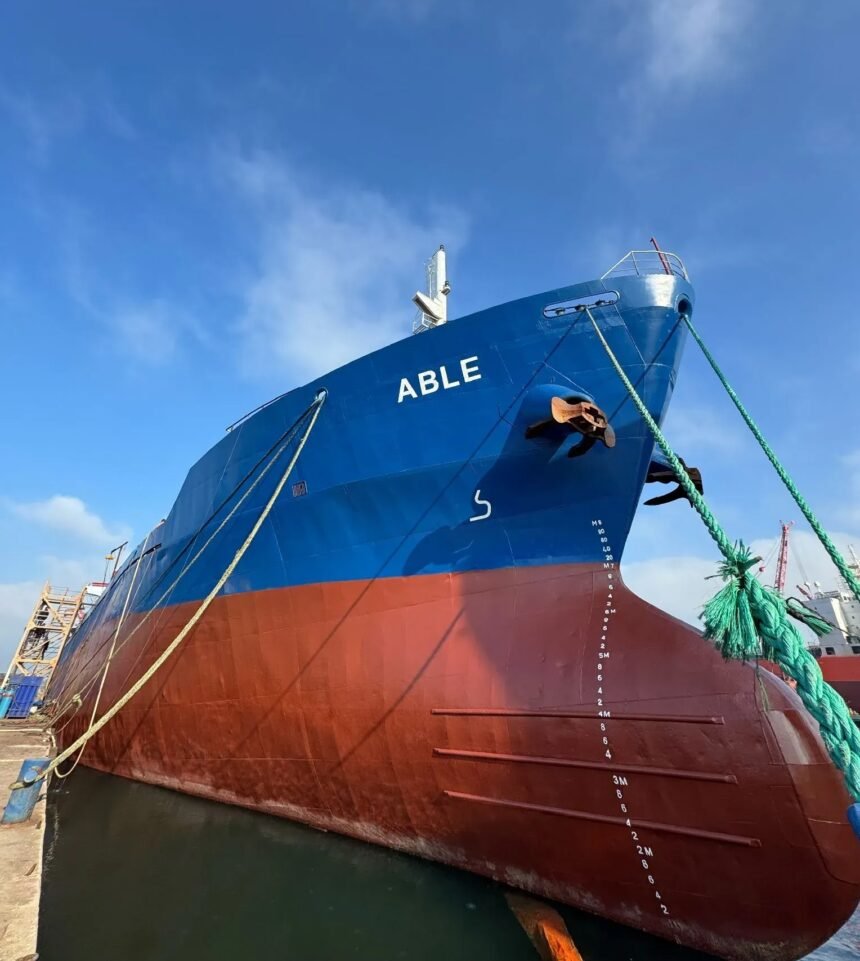 Корабът „ABLE“ напусна българската изключителна икономическа зона