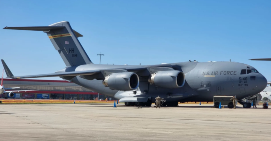 Американски Boeing C-17 Globemaster кацна в Бургас