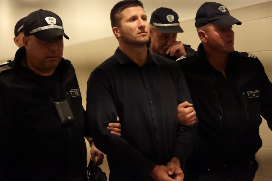 Гавазинът от НСО, който за малко не уби Соня Колтуклиева, пак влиза в съдебната зала