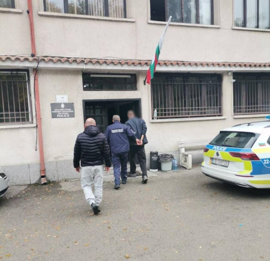 Спецакция на полицията в Софийско срещу купуването на гласове и битовата престъпност (СНИМКИ)