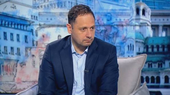 Хората на Радев започнаха с оправданията - подценили вота