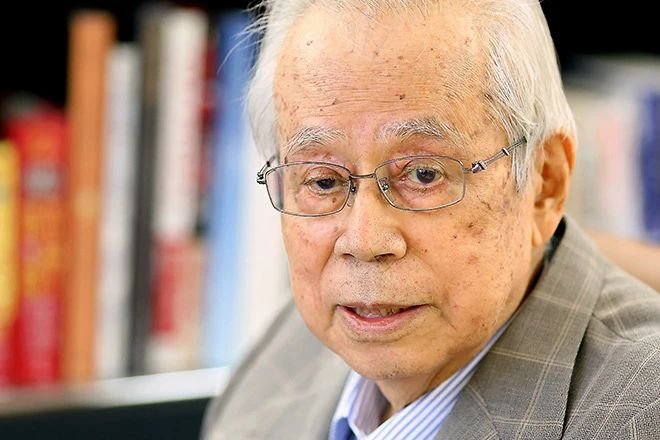 Бившият японски премиер Ясуо Фукуда почина на 90 години 