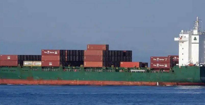 Нова атака по кораб в Черно море - контейнеровоз е поразен на 16 мили от нос Калиакра