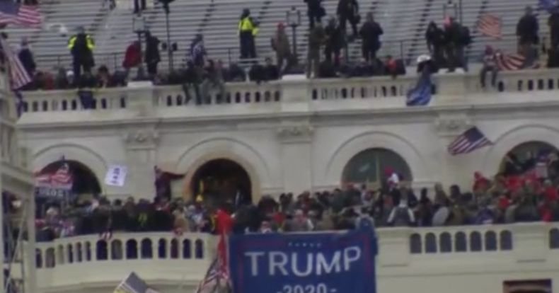 Има пострадал при стрелбата в залата на Конгреса на САЩ (ВИДЕО)