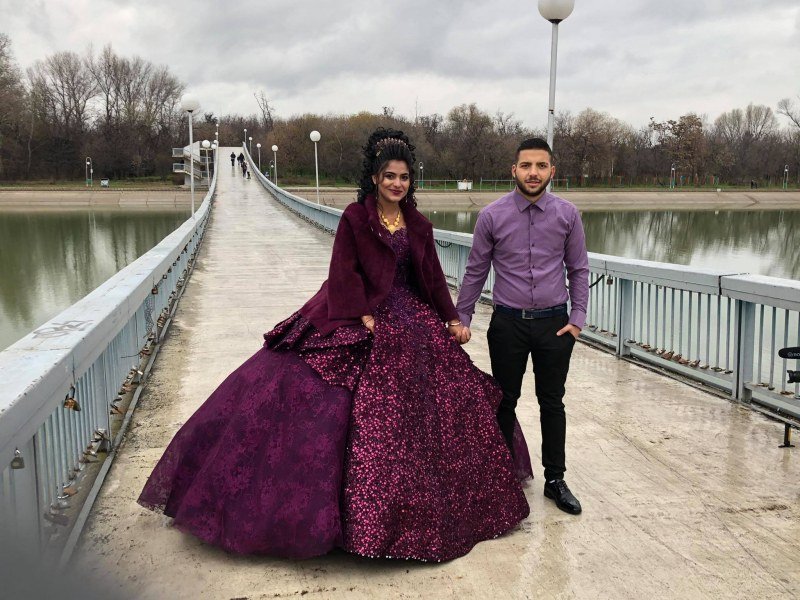 18-годишна булка събра погледите на Гребната база в Пловдив (СНИМКИ)