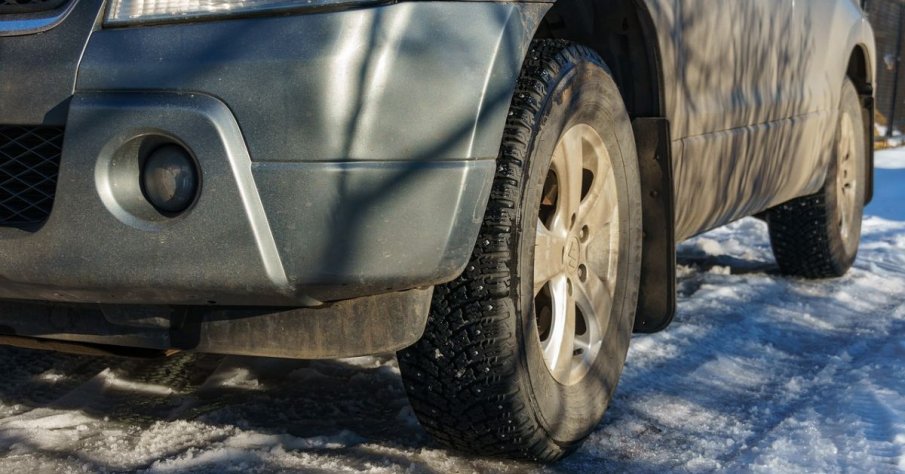 АПИ предупреждава: Пътувайте само с автомобили, подготвени за зимни условия