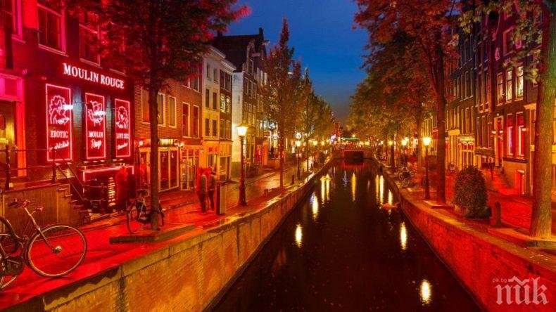 Амстердам забранява леката дрога за чуждестранните туристи