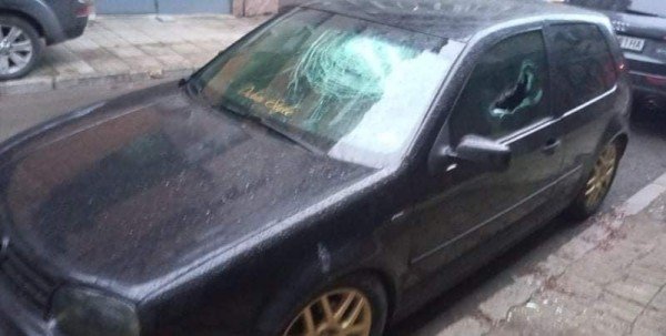 Хулиган поломи Голф във Варна