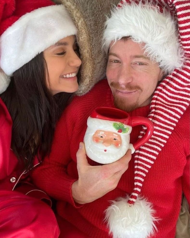 Любовният живот на Нина Добрев е в криза