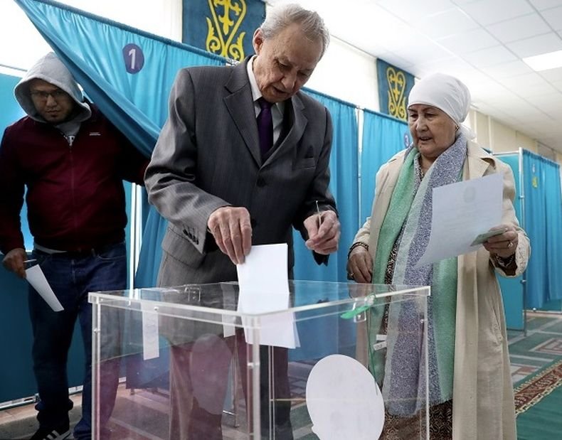 Управляващата партия „Нур Отан” спечели парламентарните избори в Казахстан